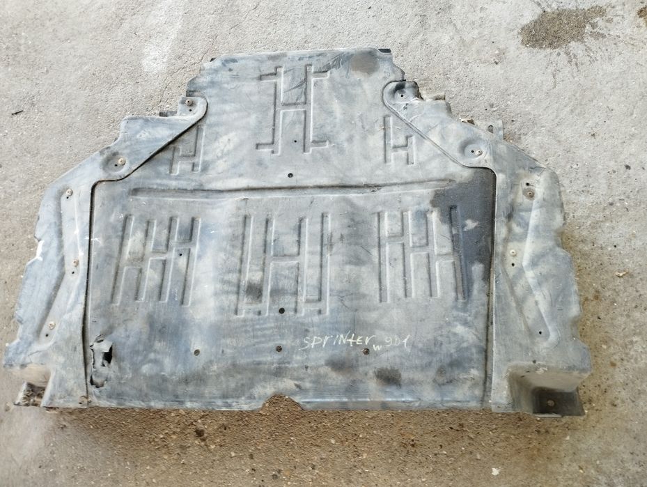 Кори под двигателя за Mercedes Benz