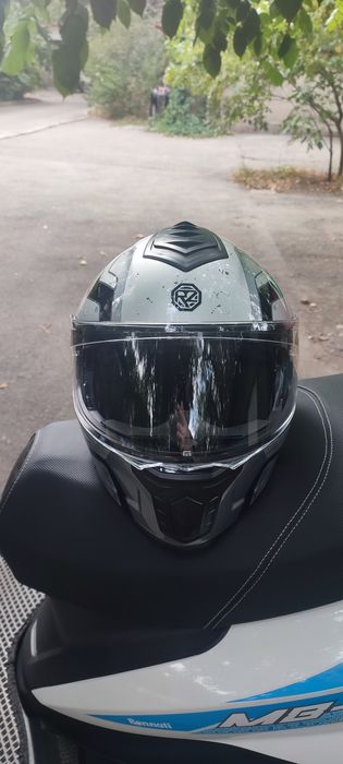 Продам Шлем Модуляр