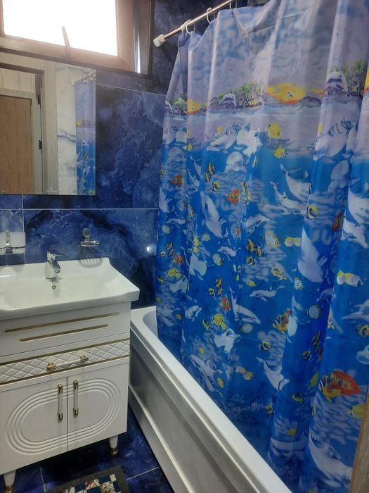 Яхши лакатцияда жойлашган 2 хонали кв арендага берилади