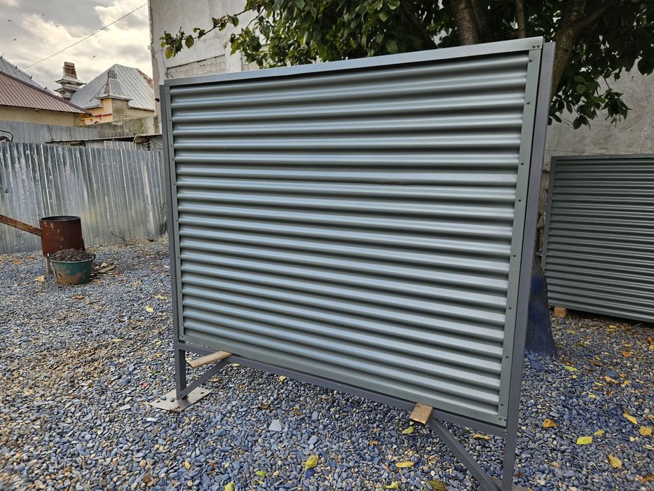 Vând panou de gard din tabla ondulata