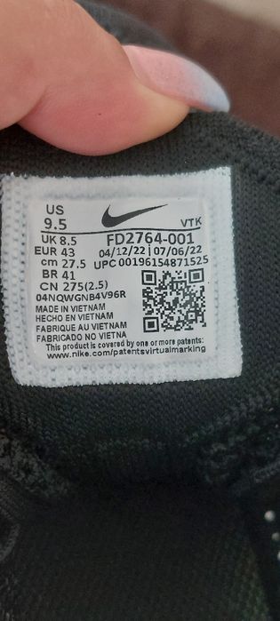 NIKE Air Max Flyknit Racer Shoes Black EU43