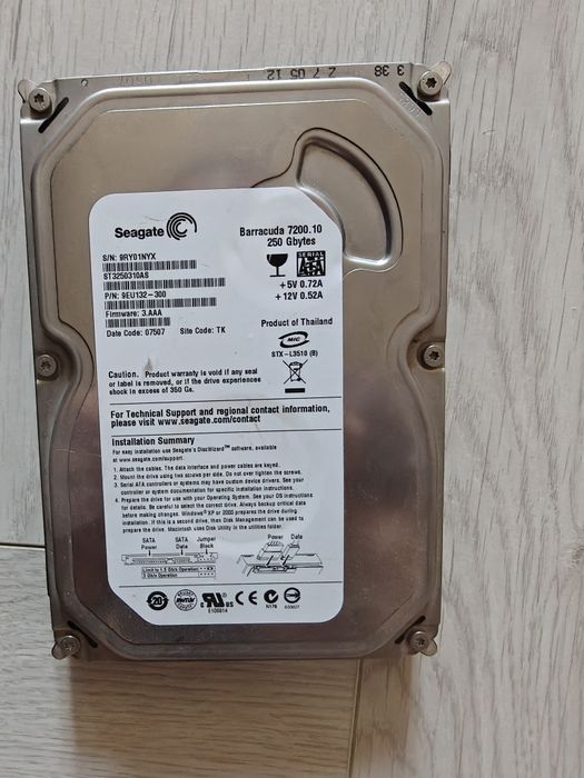Хард диск Seagate baracida 250gb.
