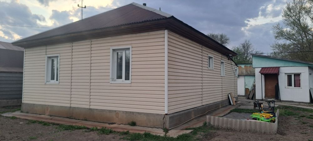 Продам дом в п.Мирный