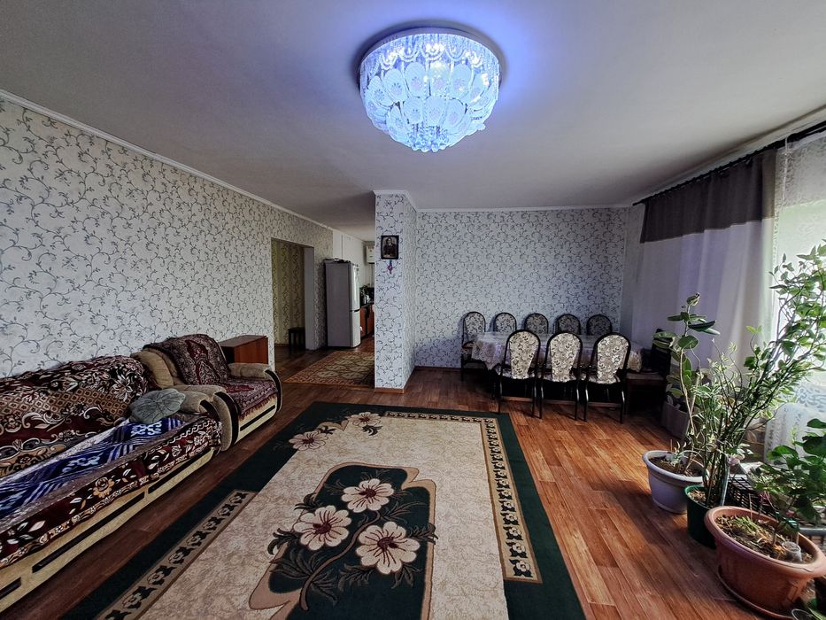Продам дом расположенный на Мурат 1