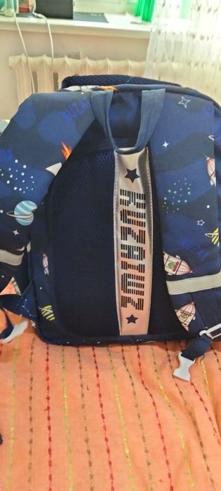 Продам школьный рюкзак