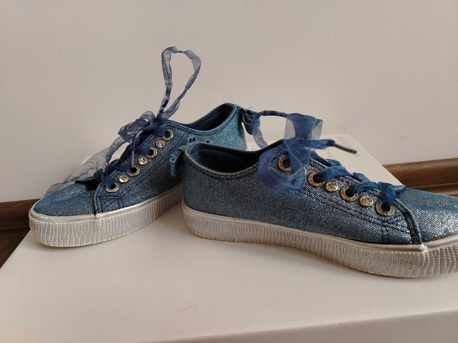 Дамски обувки - различни модели