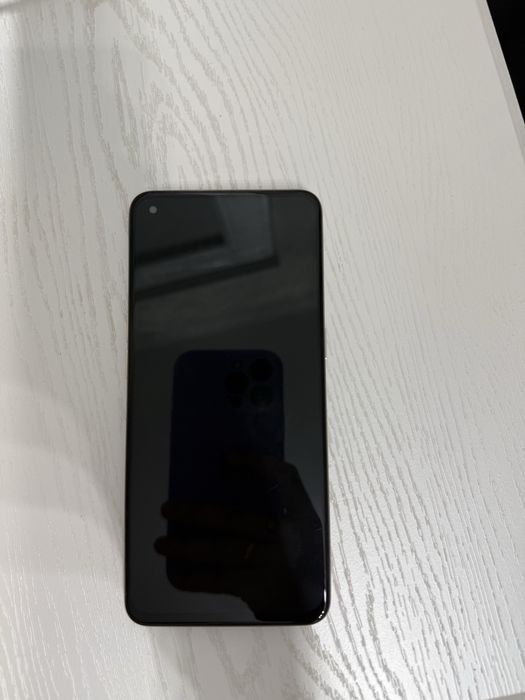 Продам телефон Reno 5