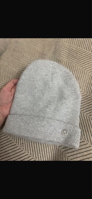 Шапка новая демисезон