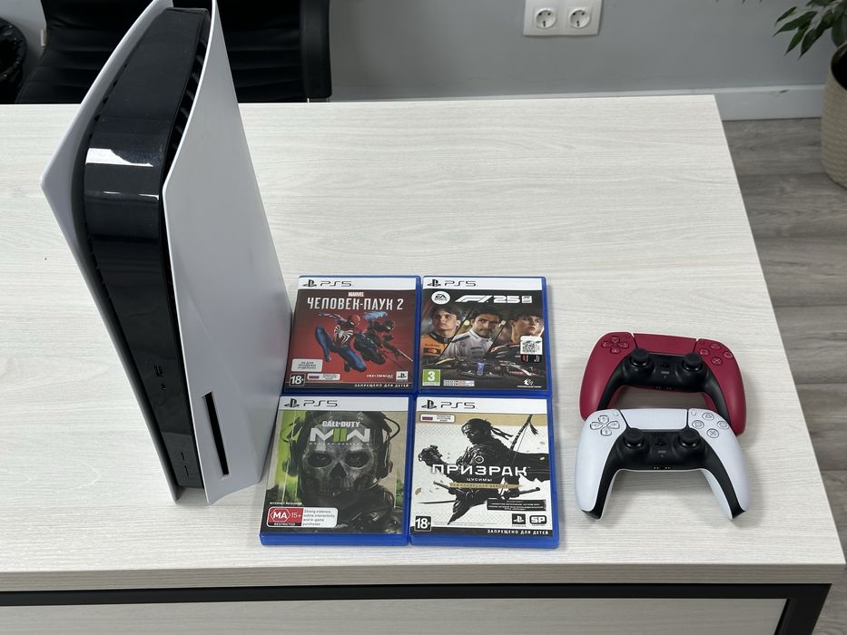 Playstation 5| 2 геймпада|4 игры