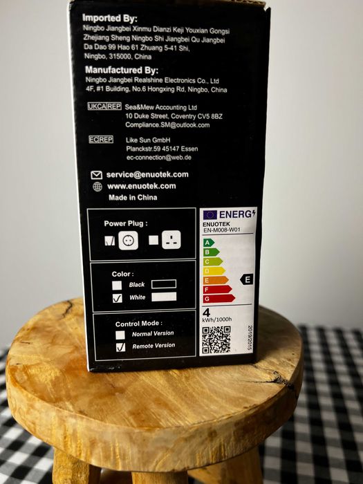 Lampă de priză / perete - LED cu Telecomandă