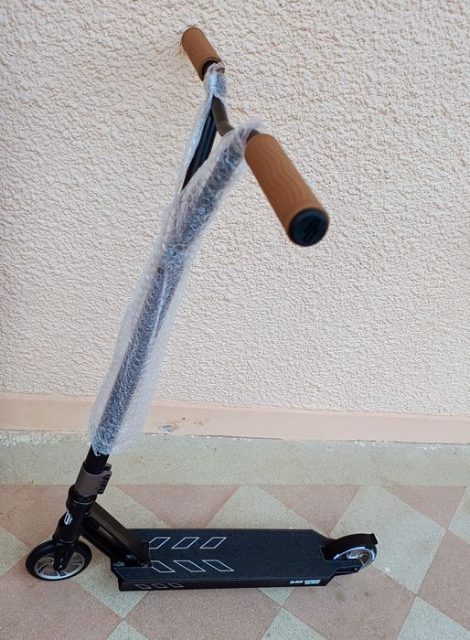 Trotineta/ freestyle/ scheme/100Kg/Roti 120mm/aluminiu/blackdragon/NOU
