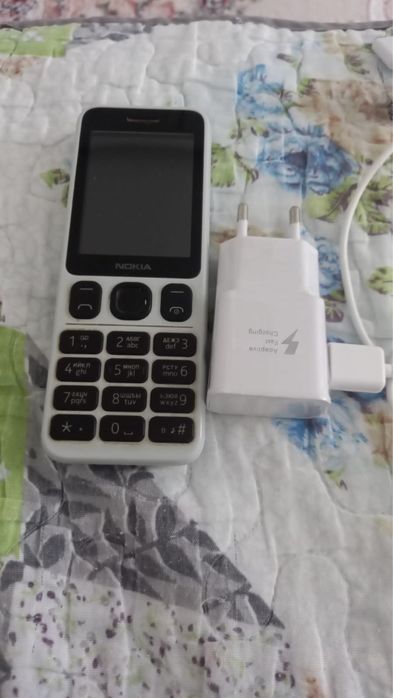 Телефон сатылымда.Nokia бағасы 7000 тг