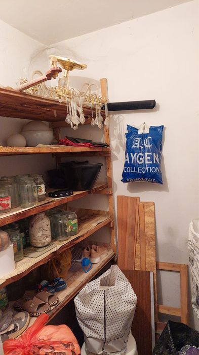 Продам  трехкомнатную квартиру