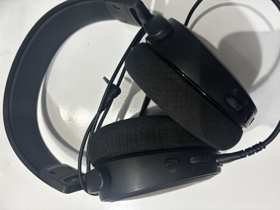 Игровые наушники SteelSeries Arctis, оригинал