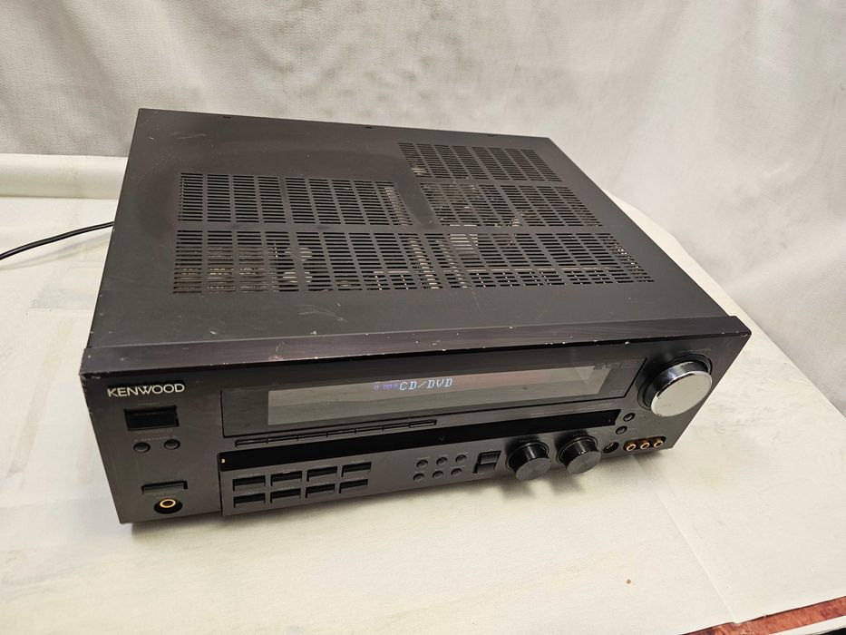 Receiver Audio-Video Kenwood KRF-V7060D, Amplituner 5.1 Surround, Dolby Digital, DTS, 330W