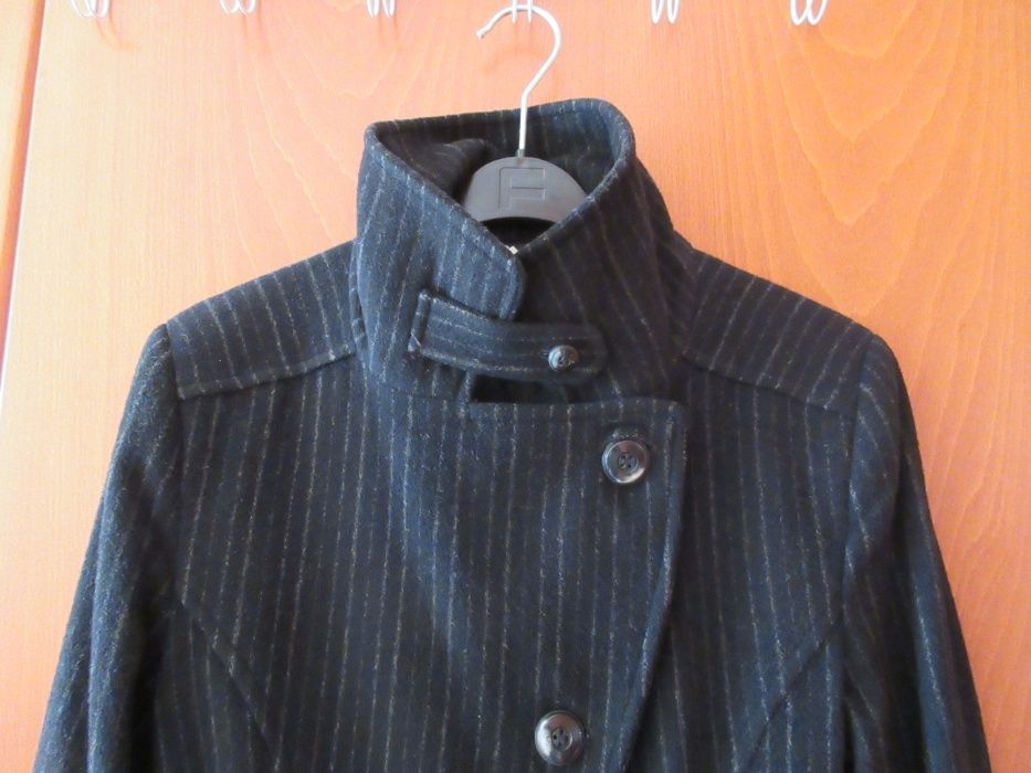 стилно палто с дължина над коляното