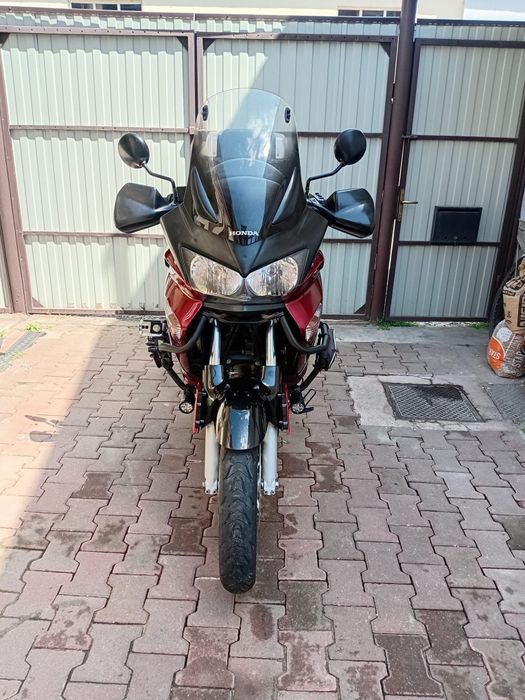 Honda Varadero XL1000V ABS | 60.000 km | Echipare touring