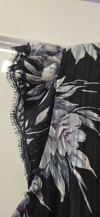 Рокля Oasis  размер 10 ,36