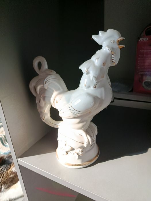 Фарфоровый графин