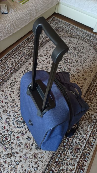 Продам дорожную сумку.