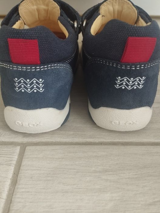 Sandale Geox nr25Piele