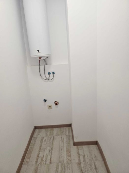 тристаен апартамент след основен ремонт