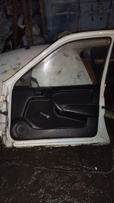 Запчасти мотор коробка