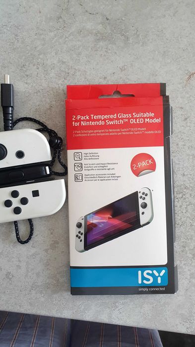 Nintendo switch  oled nou 2 folii , husa/1 joc