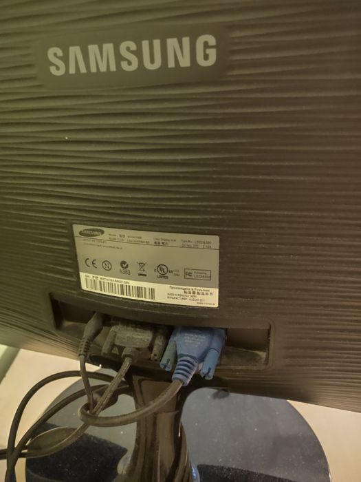 Монитор samsung 21 инча