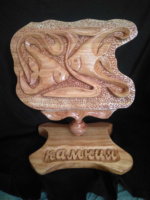 Ръчно изработена детайлна дърворезба