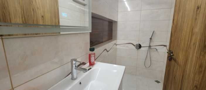 Дава се под наем Многостаен апартамент в София, Център - 150 кв.м за 1200 € - Снимка #9