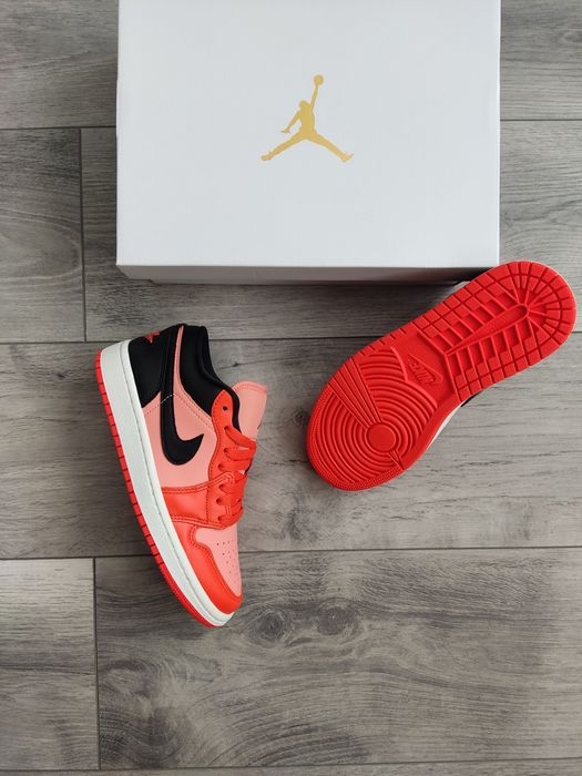 Air Jordan 1 Low