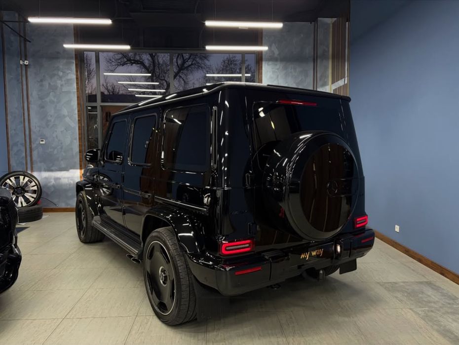 Mercedes Benz G63