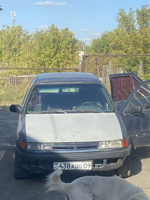 Mitsubishi lancer 1991 г