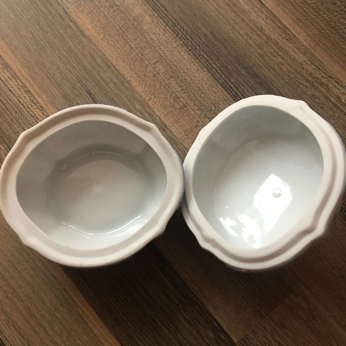 Bomboniera din portelan fin