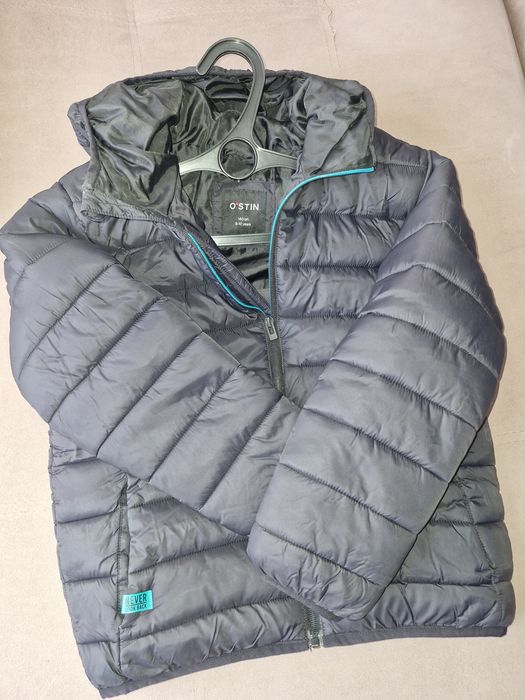 Продам куртка на мальчика