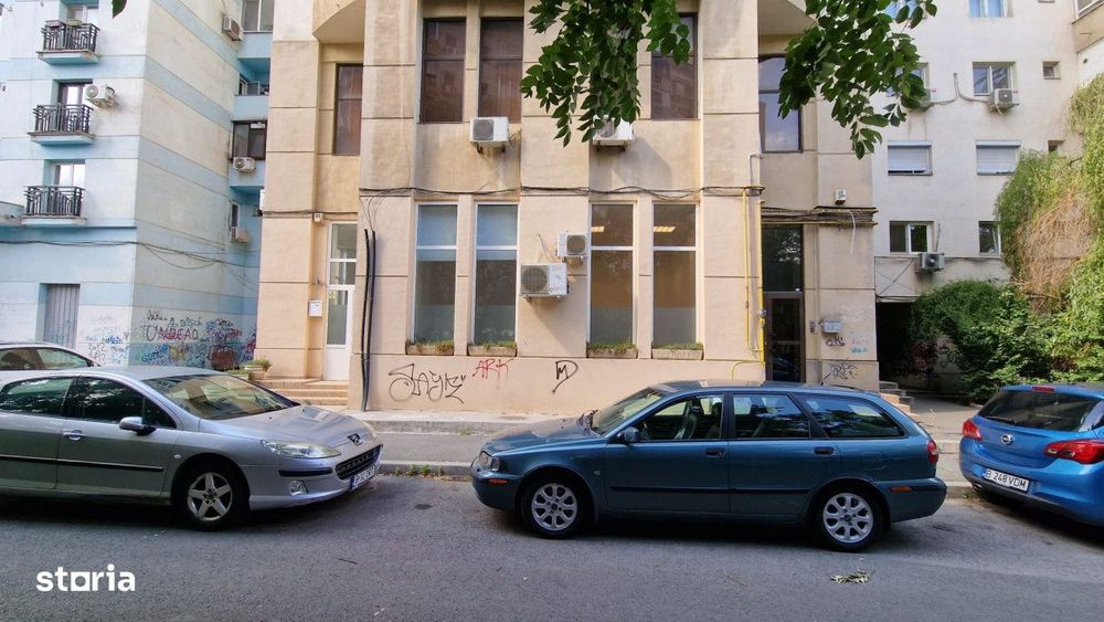 De inchiriat spatiu comercial central