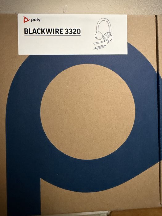 20 x Casti Poly Blackwire 3320 cu fir pentru birou/call center