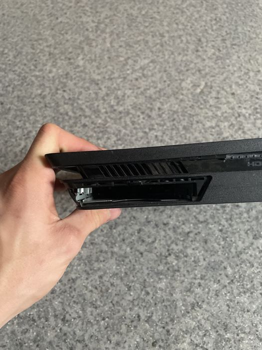 Ps4 slim
