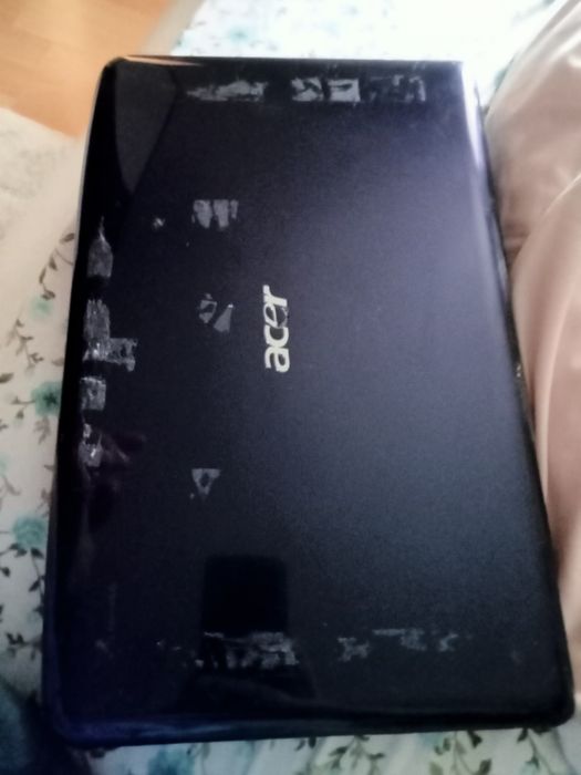 Vând leptop Acer piese