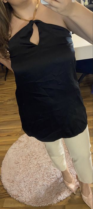 Top cu spatele gol Stradivarius