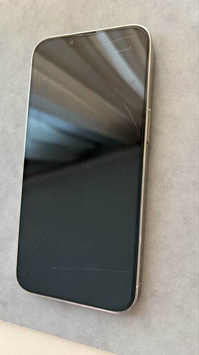 Iphone 13 pro,бял,128gb 100% капацитет,сменена батерия