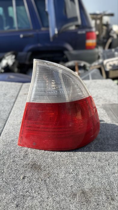 Външен десен стоп за БМВ 3 Серия Е46 комби