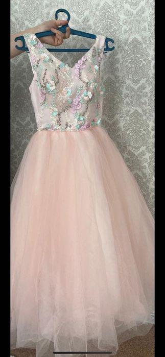 Платье на выпускной