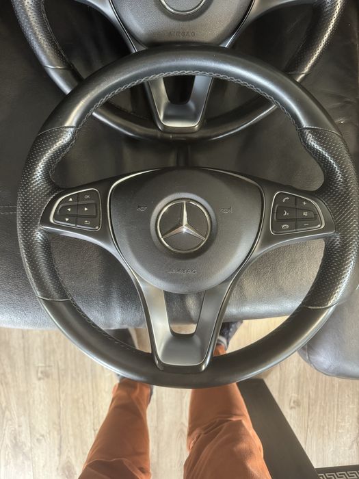 Кожен Волан с Airbag за Mercedes W205 W213 W253 W166 W117