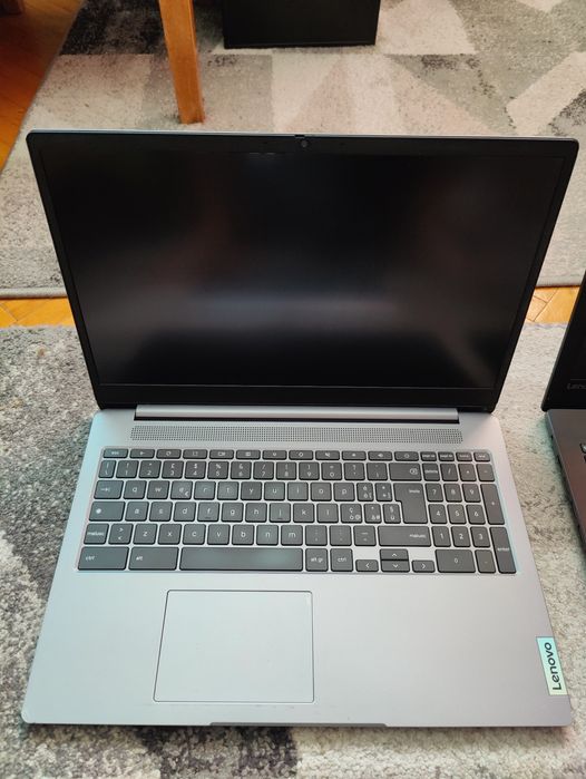 Vând laptop Lenovo , HP i3 , i5 Gen8th