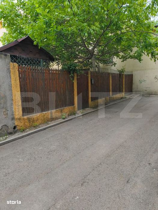 Casa de vanzare, 240 mp, zona Centru