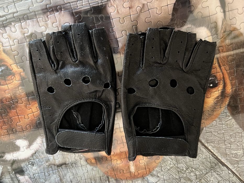 Кожени ръкавици без пръсти