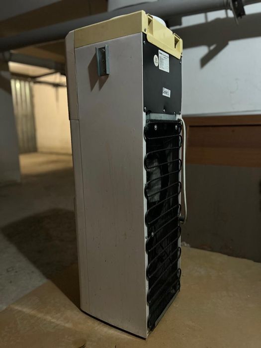 Диспенсер для воды