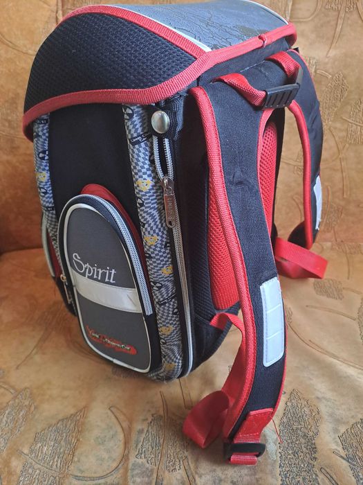 Ученическа раница Spirit